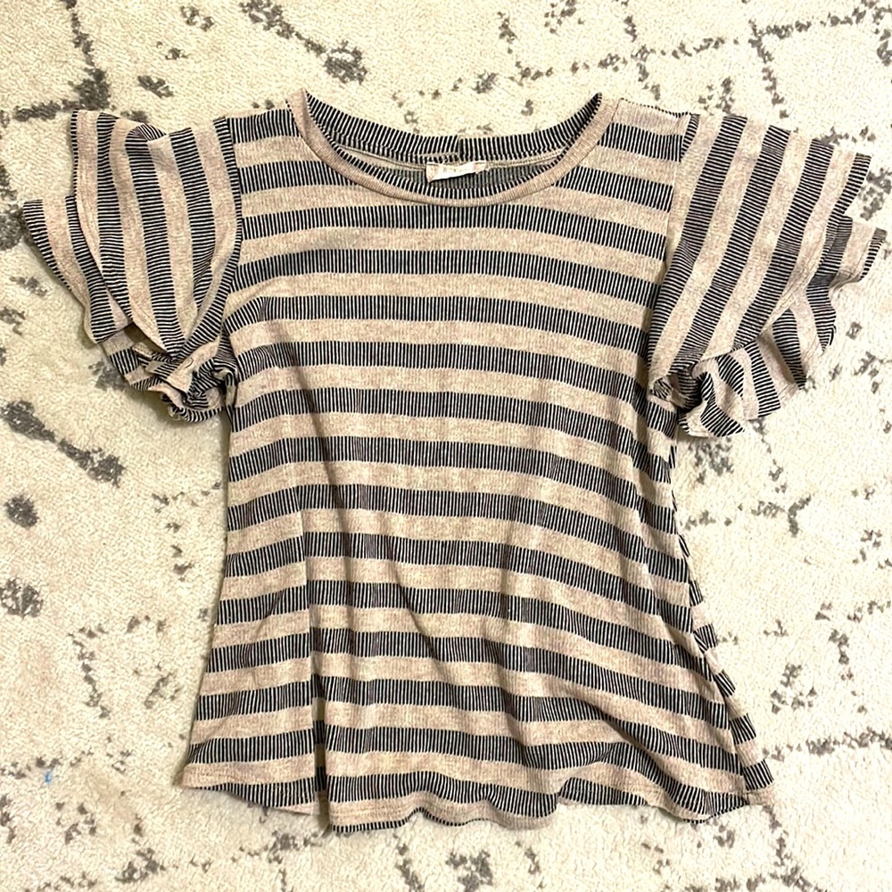 Alter’d State ruffle sleeve top